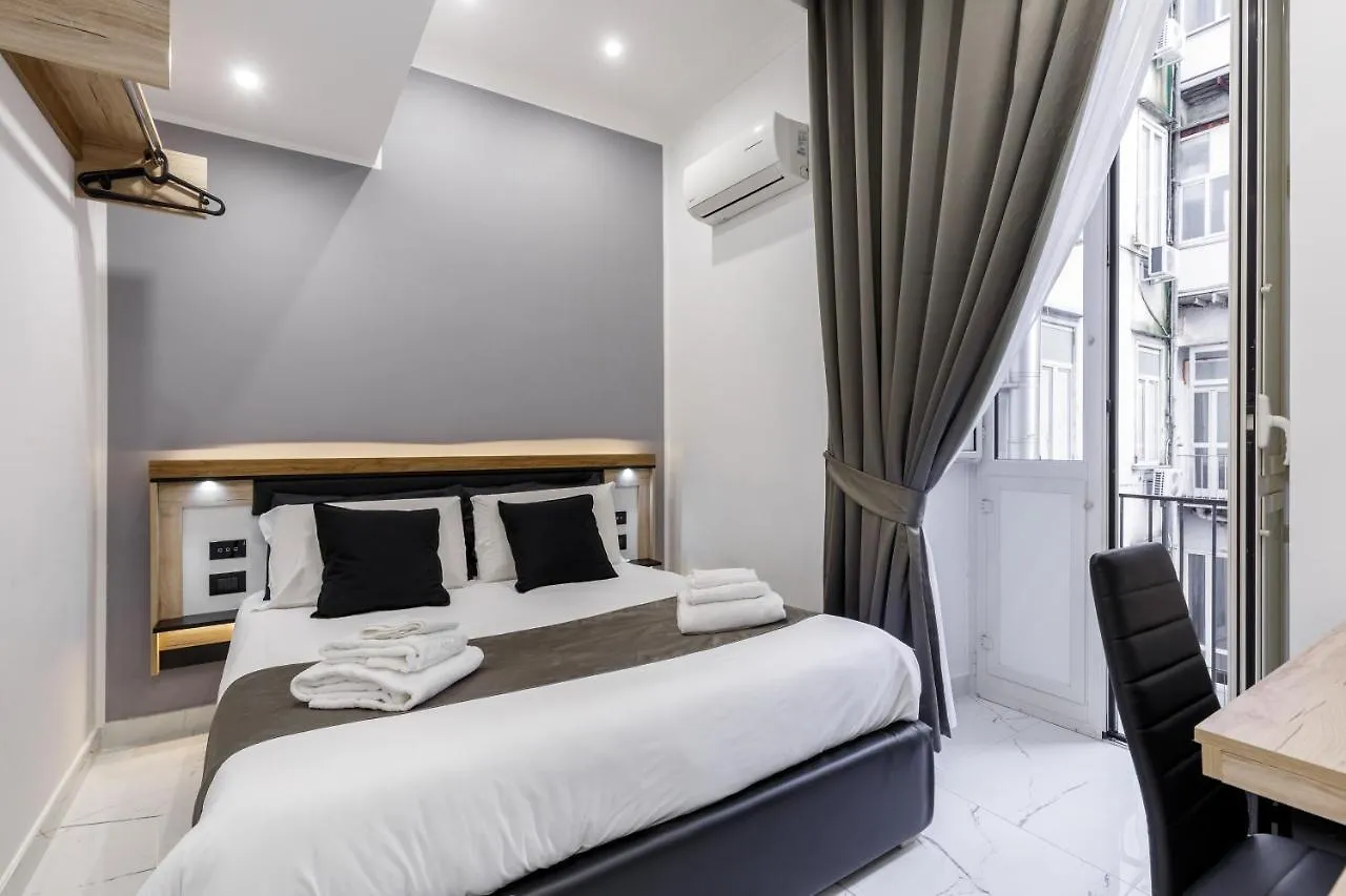 Отель Sant'Angelo Suites Неаполь