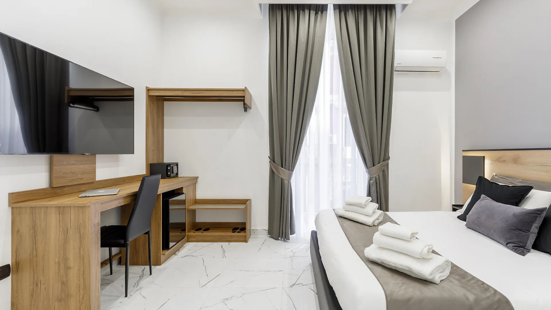 Sant'Angelo Suites Napoli 4*,